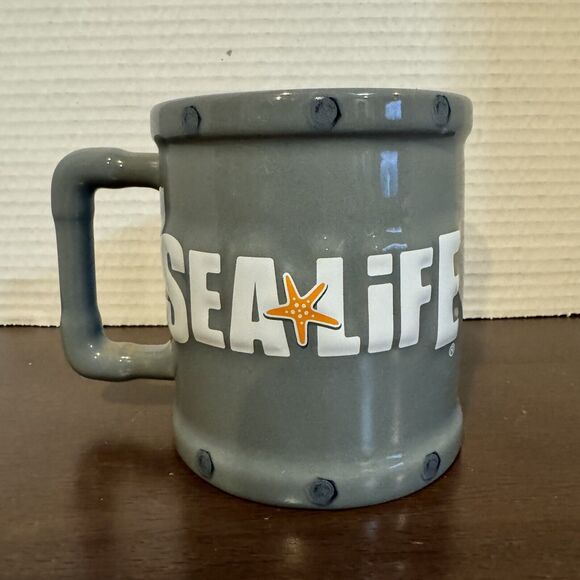 Sea Life Shark Porthole Coffee Mug Embossed Ship Gray 4" Merlin 2016 Nautical - Picture 3 of 6